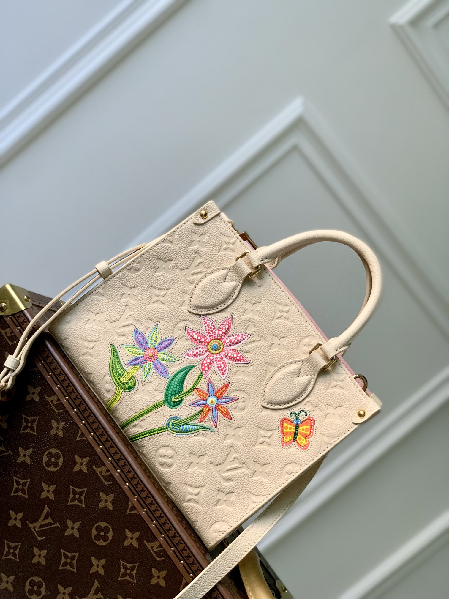 Louis Vuitton Onthego Bag