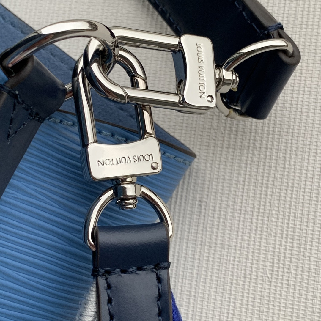 Louis Vuitton Néonoé Bag