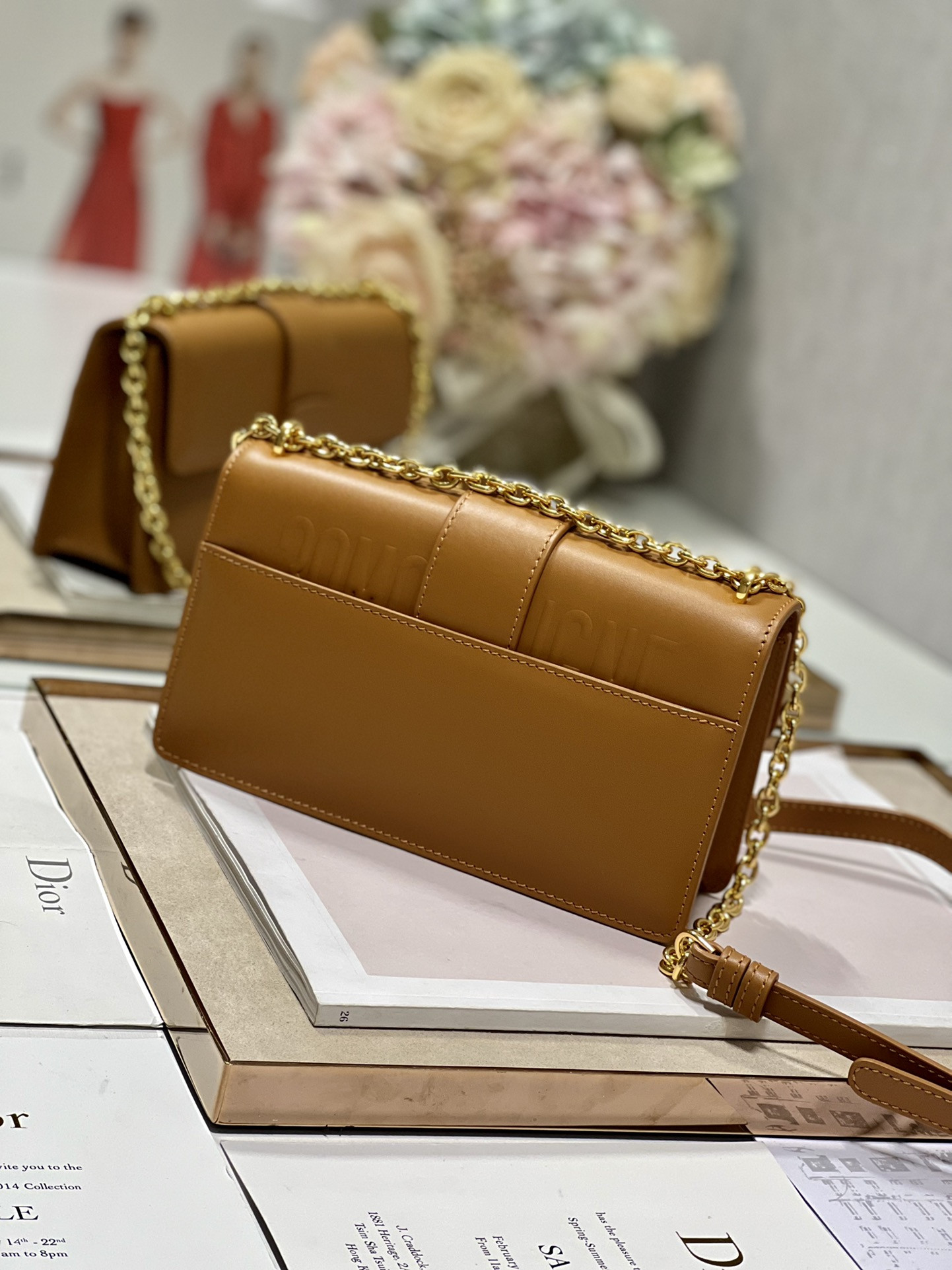 30 Montaigne East-west Bag With Chain