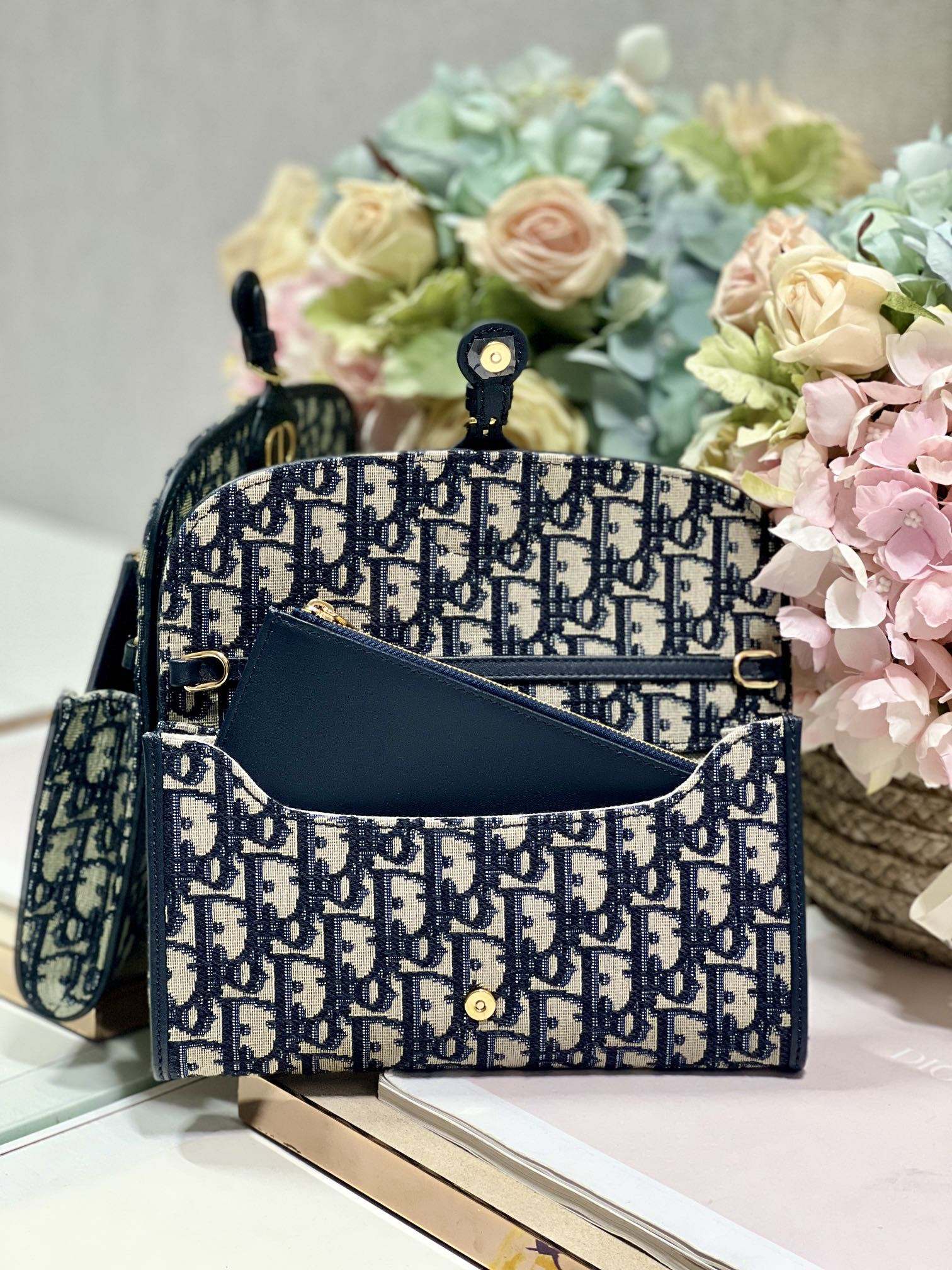 Dior Bobby East-west Pouch With Chain