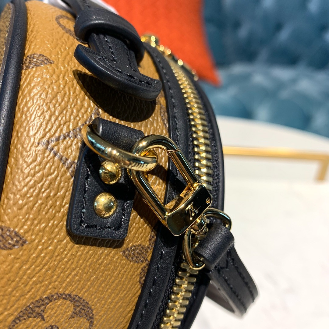 Lv Boite Chapeau