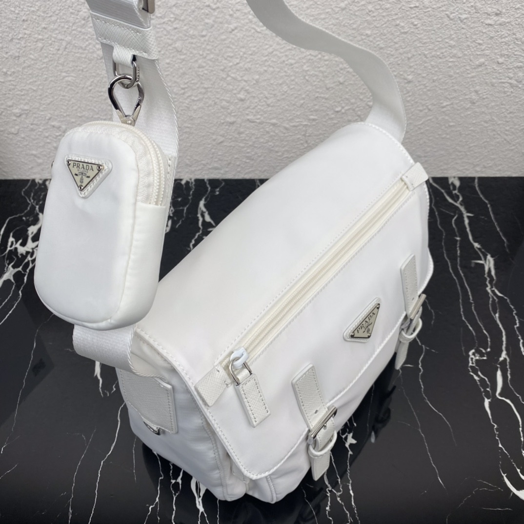 Prada Mailbag
